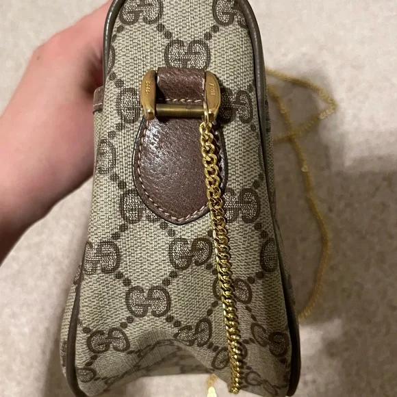Gucci Brown and Tan Crossbody Bag with Iconic Design - Picture 3 of 8
